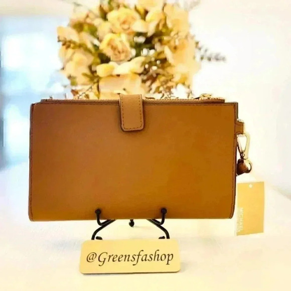 Michael Kors double zip leather wristlet new - Picture 2 of 4